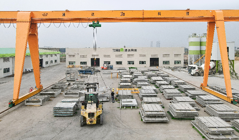 構(gòu)件運(yùn)輸.jpg 構(gòu)件運(yùn)輸.jpg